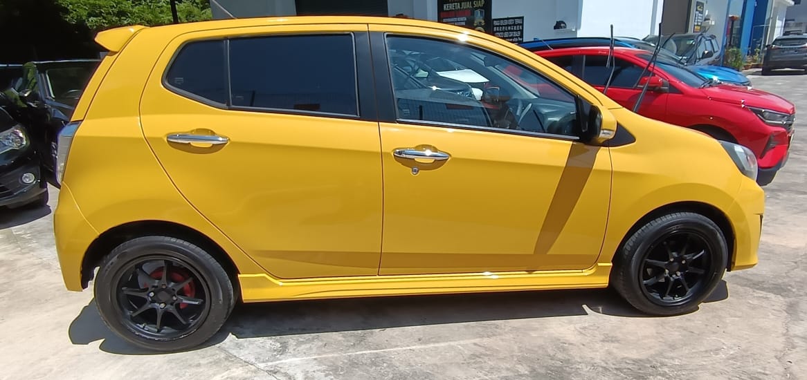 WhatsApp Image 2025-10-28 at 14.17.05 (1)